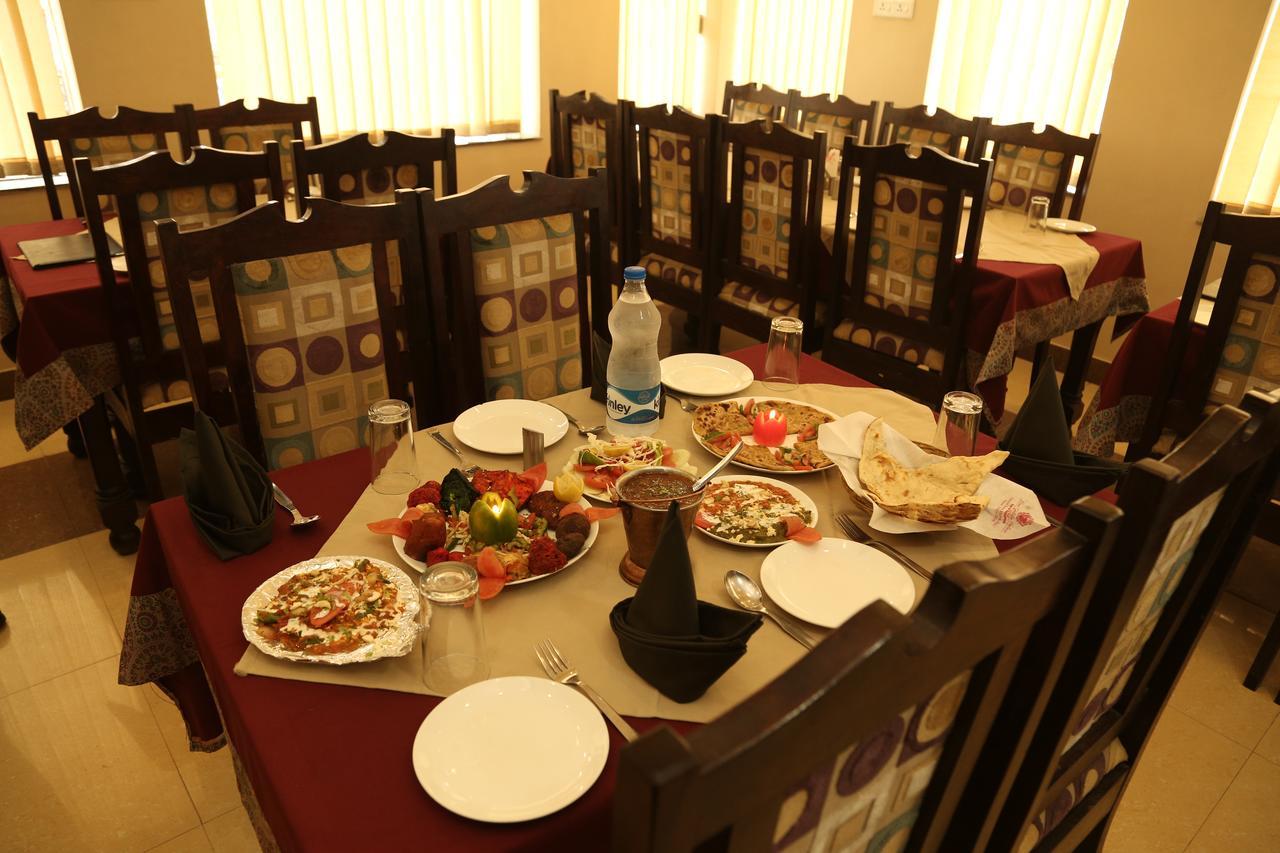Hotel New Golden Palace Phalodi  外观 照片